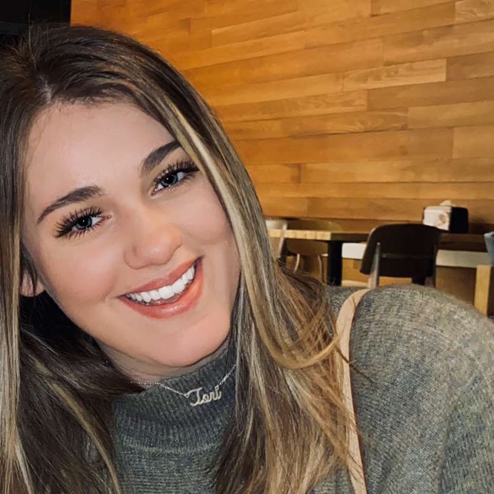 Meet your Posher, Tori